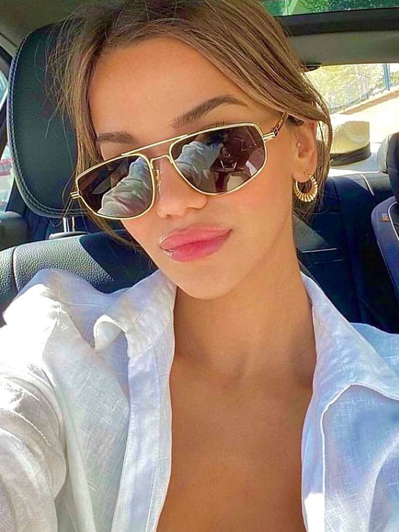 Les lunettes de soleil Claire