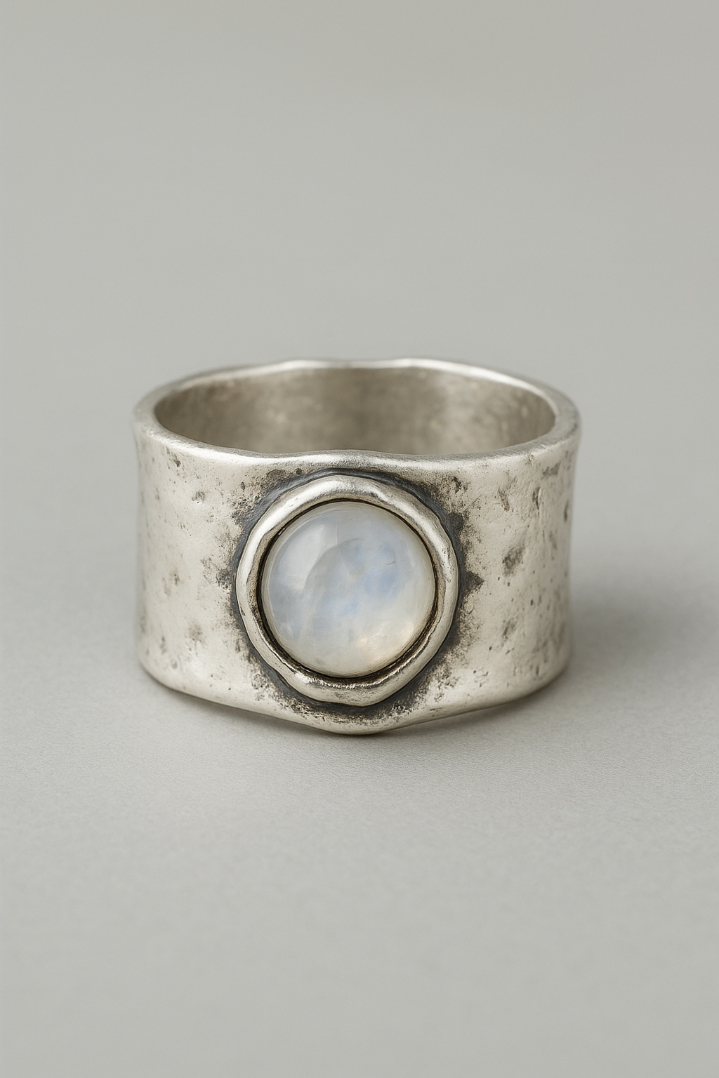 La bague Noémie