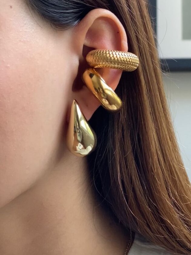 Les boucles d’oreilles Colette