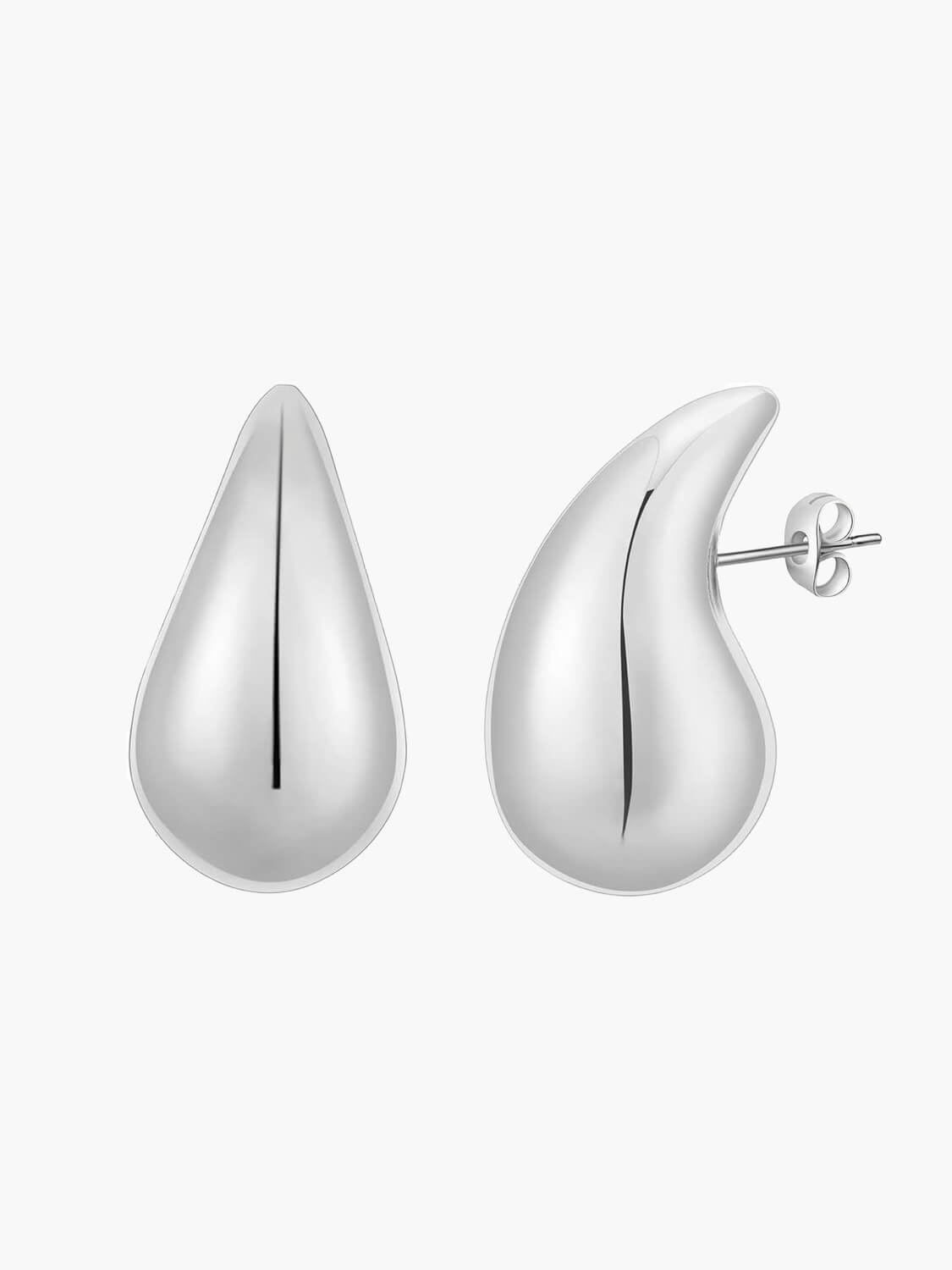 Les boucles d’oreilles Colette